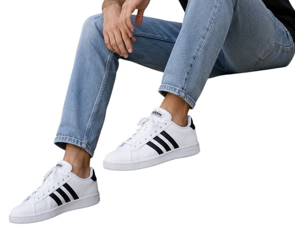 Adidas Men’s Low Top White Black Sneakers Size 10.5